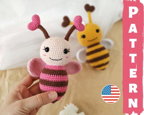 Amigurumi Bee, Bee Toys, Bumble Bee Baby Shower, Bee Pattern, Crochet Bee, Crochet Lessons, Haken Baby, Bee Decor, Bee Gifts