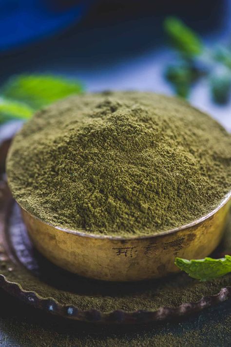 Herbs Photography, Mint Powder, Drying Mint Leaves, Mint Recipes, Mint Plants, Powder Recipe, Homemade Spices, Spice Mix, Dehydrated Food