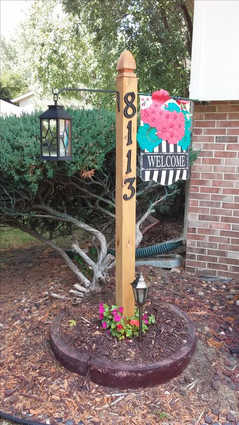 Garden Flags Ideas, Address Post, Unique Garden Decor, Front Patio, Different Ideas, Diy Yard, Home Landscaping, Unique Gardens, Garden Yard Ideas