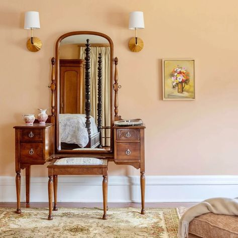 Faded Terracotta, Pink Bedroom Design, Colour Consultant, Decorating Advice, Farrow And Ball, Pink Bedrooms, Metallic Wallpaper, Exterior Wood, Outdoor Wood