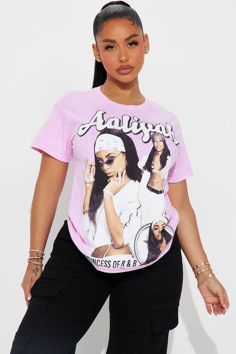 Available In Pink. Tshirt Crew Neck Short Sleeve Front Screen Stretch Disclaimer: Due To The Printing and Wash Process A Difference In Saturation May Occur. Each Garment Is Unique. 100% Cotton Imported | Aaliyah Princess Of R&B Washed Tshirt in Pink size XL by Fashion Nova Washed Tshirt, Baddie Stuff, Kitty Makeup, Service Women, Pink Tshirt, Gal Gadot, Aaliyah, Matching Dresses, Graphic Tees Women