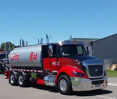 CATERPILLAR. CT-610, Fuel-Tanker. Navistar International, Semi Truck, Big Trucks, Semi Trucks, Caterpillar, San Diego, Fuel, Trucks, Vehicles