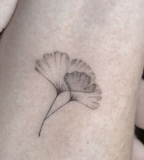 Ginko Leaf Tattoos Design, Ginkgo Tattoo Minimal, Ginkgo Tattoo, Courage Tattoos, Hydrangea Tattoo, Peony Flower Tattoos, Leaf Tattoo, Ginkgo Leaves, Plant Tattoo