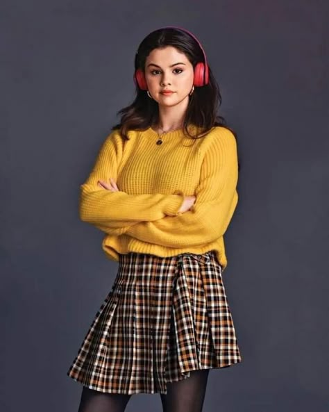 Mabel Mora Outfits, Mabel Outfits, Only Murders In The Building, Selena Gomez Outfits, Chica Cool, Selena Gomez Style, Selena G, Selena Gomez Pictures, Fashion Tv