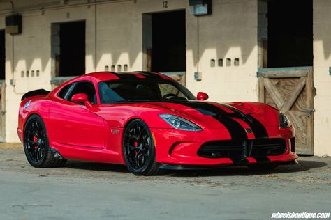 HRE Wheels | Dodge Viper GTS with our latest R101 Lightweight offering! - CAMARO6 Dodge Srt Viper Gts, Srt Viper Gts, Srt Viper, Dodge Viper Gts, Dodge Cars, Viper Gts, Dodge Srt, Challenger Srt, Future Cars