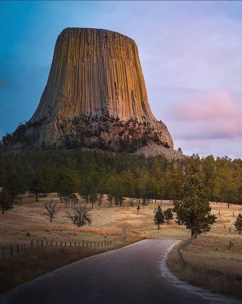 Wyoming lovers on Instagram: “S T A N D T A L L • • • Amazing shot of Wyoming’s iconic Devils Tower by @johnbalkphoto !! Via : @wyomingmagazine 😚” Devils Tower Wyoming, Devils Tower National Monument, Devils Tower, Instagram S, Black Hills, National Monuments, Ancient History, Wyoming, Monument Valley