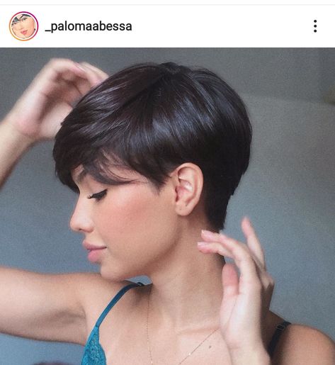 Short Hair Cuts For Teens, Women Pixie Haircut, Hair Plait, Plait Styles, Updo Easy, Hairstyles Anime, Hairstyles School, Short Hair Designs, Pixie Haircut Styles