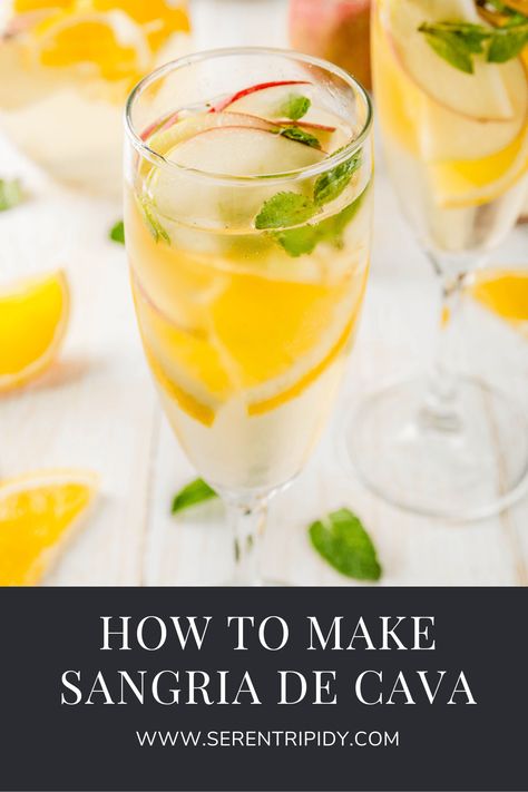 Cava Recipe, Whole Wheat Sandwich Bread Recipe, Cava Sangria, Sparkling Sangria, How To Make Sangria, Sandwich Bread Recipes, White Sangria, Sparkling Drinks, Sangria Recipes