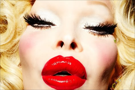 Amanda Lepore 90s, Amsterdam Club, Podcast Instagram, Amanda Lepore, Queer History, History Icon, David Lachapelle, Drag Makeup, Pink Poodle