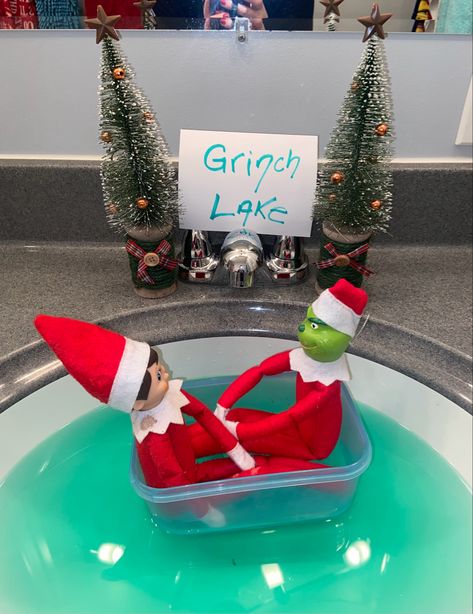 Elf On The Shelf Grinch Lake, Grinch And Elf Ideas, Grinch On A Shelf Ideas, Elf And Grinch On The Shelf Ideas, Elf On The Shelf With Grinch Ideas, Elf On The Shelf Ideas Grinch, Elf On Shelf Grinch Ideas, Grinch And Elf On The Shelf, Elf And Grinch Ideas