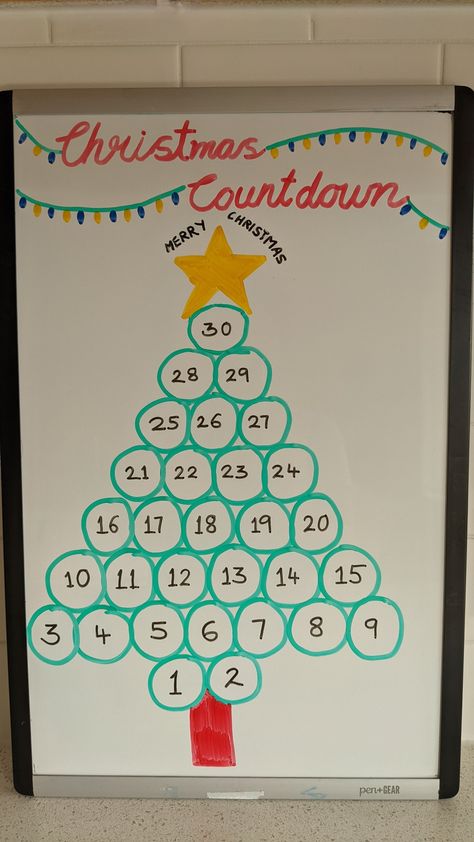 Christmas Countdown Classroom Activities, Christmas Classroom Countdown Ideas, White Board Ideas Christmas, Marker Board Ideas Whiteboard, Holiday Whiteboard Ideas, Christmas Countdown Drawing, White Board Christmas Ideas, White Board Christmas Drawings, Winter White Board Ideas