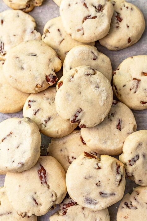 Pecan Goodies, Pecan Sandies Recipe, Pecan Sandie, Pecan Sandies Cookies, Sandies Cookies, Cookies 2023, Assorted Cookies, Pecan Sandies, Buttery Shortbread