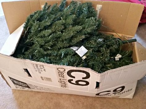 Christmas Tree Storage Ideas, Artifical Christmas Tree, Moving Advice, Christmas Tree Storage Box, Fancy Tree, Trees Lights, Tree Stem, Christmas Tree Storage Bag, Fake Christmas Trees