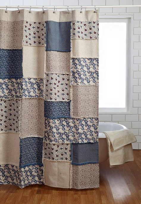 Cortinas Country, French Country Curtains, Rideaux Shabby Chic, Bathroom Cladding, Country Baths, Patchwork Curtains, Vanities Bathroom, Primitive Bathrooms, Shower Bathtub