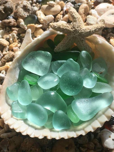 Caribe Seaglass. Resin Diorama, Sea Glass Colors, Color Study, Sea Glass Beach, Larimar Rings, Pretty Rocks, Sea Glass Crafts, Larimar Pendant, Jewelry Resin