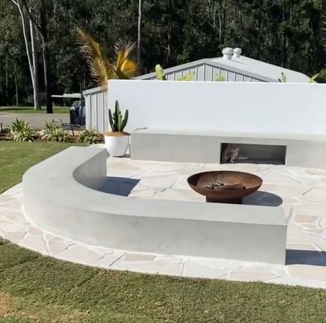 Tile Outdoor Fire Pit, Crazy Pave Fire Pit Area, Hamptons Fire Pit, Concrete Fire Pit Area, Off Form Concrete, Concrete Seating, Crazy Pave, Outdoor Fire Pit Area, Courtyard Gardens Design