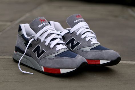 New Balance Sneakers Mens, Sneakers Guide, New Balance 998, Mens Sport Sneakers, Sneakers New Balance, Day Fashion, New Balance Sneakers, Trendy Sneakers, On Sneakers