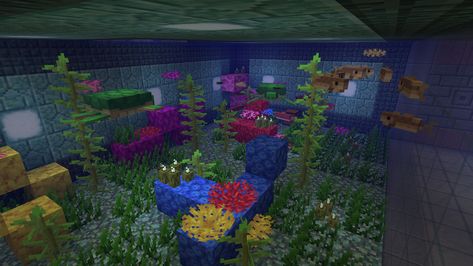 Minecraft Fish Tank, Minecraft Aquarium Ideas, Minecraft Museum, Minecraft Aquarium, Minecraft Building Blueprints, Mc Ideas, Minecraft City Buildings, Minecraft Interior, Minecraft Interior Design