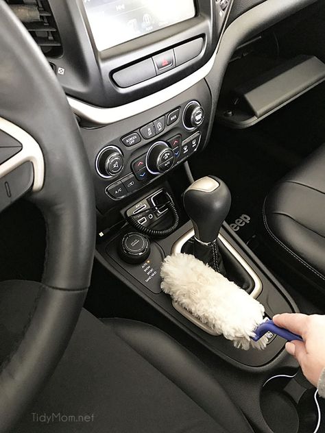 Spring Car Cleaning Tips Girl Life Aesthetic, Clean Car Seats, Car Cleaning Tips, Cleaning Car Interior, Clean Car, Order Of Operations, Clean Your Car, Car Cleaning Hacks, Vision Board Inspiration