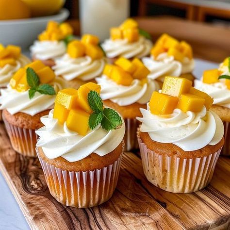 Mango Frosting, Mango Cupcakes, Mango Flavor, Brighten Your Day, Frosting, Cupcake Cakes, Cupcake, Mango, Gift Box