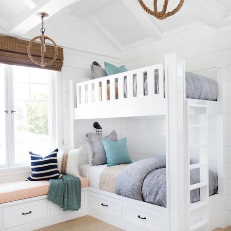 Queen Loft Beds, Modern Bunk Beds, Bunk Beds Built In, Built In Bunks, Bunk Rooms, Cool Bunk Beds, Coastal House, Bunk Beds With Stairs, Bunk Bed Designs