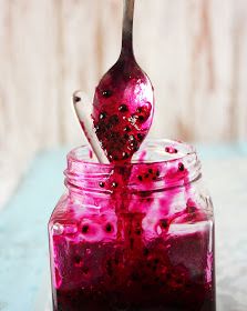 Pitaya Jam Dragon Fruit Tea Recipe, Dragon Fruit Jam Recipe, Fruit Jelly Recipe, Dragonfruit Recipes, Fruit Tartlets, Dragon Fruit Benefits, Dragon Fruit Pitaya, Fruit Jam Recipes, Red Dragon Fruit