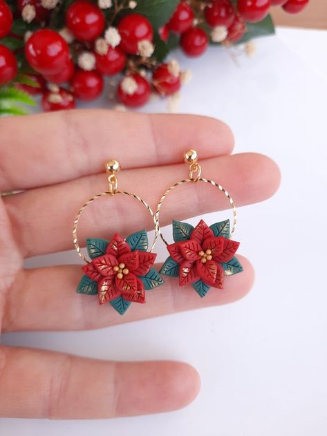 #redflowerearrings #poinsettiaearrings	#christmasearrings #christmasjewelry	#holidayearrings	#poinsettia	#christmasgift	#holidayjewelry	#uniqueearrings	#redchristmas	#uniquechristmas	#christmasdangle	#floralchristmas Christmas Clay Earrings, Flower Clay Earrings, Fantasy Jewelry Magic, Clay Earrings Christmas, Christmas Jewelry Diy, Flower Clay, Diy Jewellery Designs, Diy Earrings Polymer Clay, Red Poinsettia