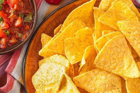 I Asked 3 Mexican Chefs To Name the Best Tortilla Chips—They All Said the Same Thing Quest Protein Chips, Quest Chips, Kettle Cooked Chips, Taco Salat, Quest Protein, Tortilla Chip Recipe, Homemade Tortilla, Protein Chips, Nacho Chips