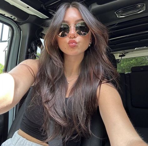 Long Hairstyles Long Layers, King Curtain Bangs, Partial Bangs Long Hair, Medium Length Haircut For Thick Hair Middle Part, Dark Brown Haircut Ideas, Long Hair With Layers Round Face, Later Haircut, Lairs Haircut, Long Dark Brown Hair With Layers