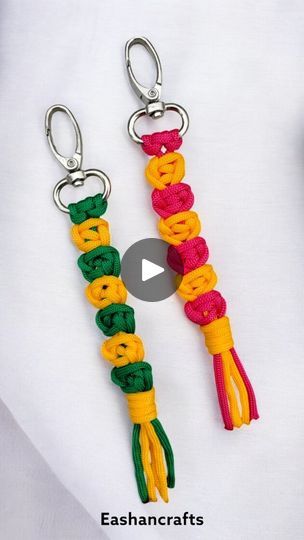 Makramee Keychain, Diy Macrame Keychain, Macrame Keychain, Macrame Patterns Tutorials, Diy Macrame, Macrame Tutorial, Macrame Patterns, Macrame Diy, Paracord