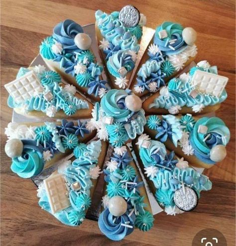 Cake Pizza Decoration, Pizza Slice Cake, Cake Pizza Design, Slice Cake Decoration, Cake Slice Decoration, Pizza Cake Design, Blue Pizza, Cake Pizza, Cake Slices