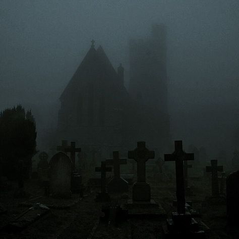 Cemetery Aesthetic Dark, Jettcore Aesthetic, Dark Eerie Aesthetic, Dark Graveyard Aesthetic, Nyctophile Aesthetic, Gloomcore Aesthetic, Sematary Aesthetic, Cemetery Aesthetic, Dark Cemetery