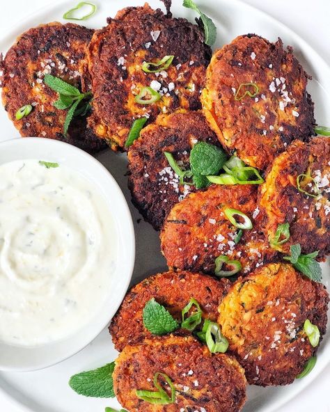 Taste of the South Magazine on Instagram: “@forlemonsake's crispy zucchini fritters have us like 😍. #tasteofthesouth #repost” Crispy Zucchini Fritters, Recipes With Zucchini, Garlic Yogurt Sauce, Crispy Zucchini, Garlic Yogurt, Sweet Potato Burgers, Sweet Potato Fritters, Veggie Burgers Recipe, Potato Fritters