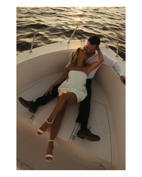 Sail away with me honey, I put my heart in your hand 🤍 A+J’s engagement boat session was nothing short of magical. The golden hour sunset was as bright and warm as their love for each other and they were so fun! This may be the 3rd time you are seeing these two, but prob won’t be the last. Their engagement was the session of dreams! . . . Beautiful job by @makeupbyclaude on the bride to be!! #njengagementphotographer #njengagement #engagementphotographer #authenticlovemag #dirtybootsandmess... Pontoon Engagement Pictures, Engagement Party Yacht, Engagement Boat Pictures, Boat Engagement Party, Lake Boat Engagement Photos, Engagement Photos On A Boat, Pool Engagement Photos, Engagement Photos Boat, Couple Boat Pics