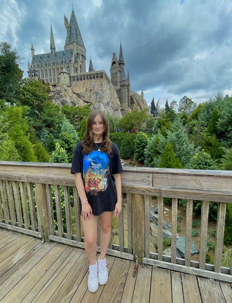 Universal Orlando Outfit Summer, Harry Potter Universal Outfit, Harry Potter Outfits For Universal, Harry Potter World Outfit, Outfits For Universal Studios, Universal Outfit Ideas, Universal Studios Outfit Summer, Hogwarts Universal, Universal Outfits