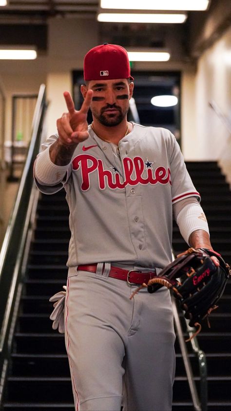 Nick Castellanos Phillies, Baseball Outfits, Male Haircuts, Nick Castellanos, Philly Sports, Phillies Baseball, Baseball Guys, Baseball Outfit, Mlb Players