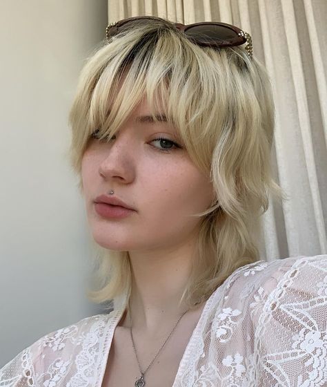 julia marie (@neutral.fleur) • Instagram photos and videos Julia Marie Neutral Fleur, Neutral Fleur, Julia Marie, Wolf Hair, Going Gray, Haircut And Color, Favorite Hairstyles, Grow Out, Great Hair