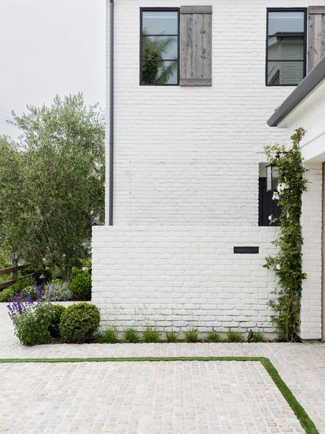 Newport Harbor - Garden Studio White Brick House, Limestone Patio, White Exterior Paint, House Pool, Garden Inspo, Coastal Elegance, White Exterior, Exterior Details, Front Entrance