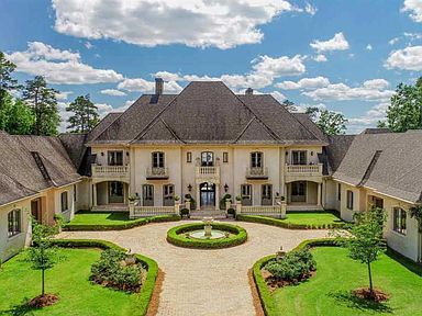 Circle Driveway, Style Californien, Tuscaloosa Alabama, Dream Mansion, Architectural Design House Plans, Rich Home, Cedar Point, Lakefront Homes, Mansions Luxury