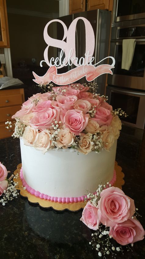 80th birthday cake with fresh flower topper 80th Birthday Cake Ideas, Grandmas Birthday, 80th Birthday Cake, 80th Birthday Party Decorations, 70 Birthday, 80th Birthday Decorations, 90th Birthday Cakes, Birthday Cake For Mom, 80 Birthday Cake