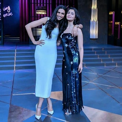 Exciting Outfits, Alya Bhatt, Wallpapers Celebrities, Dipika Padukone, Koffee With Karan, Sisters Photoshoot Poses, Winona Forever, Alia Bhatt Photoshoot, Evening Dresses Uk