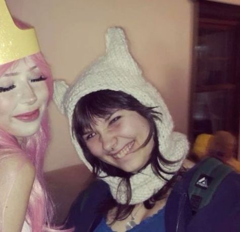 princess bubblegum and finn costume from adventure time matching pfp Finn Adventure Time Costume, Princess Bubblegum And Finn, Adventure Time Matching Pfp, Finn Costume, Finn And Princess Bubblegum, Adventure Time Costume, Finn Adventure Time, Time Costume, Princess Bubblegum