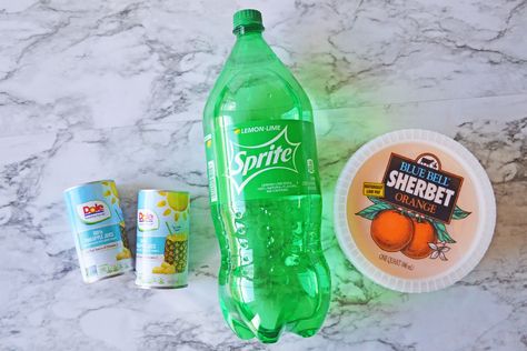 Ingredients of orange sherbet punch. These are pineapple juice, orange sherbet, and sprite. Punch With Sherbert, Orange Sherbert Ice Cream, Punch With Sprite, Classic Punch Recipe, Lime Sherbert Punch, Orange Sherbet Punch, Sorbet Punch, Pineapple Sherbert, Ice Cream Punch