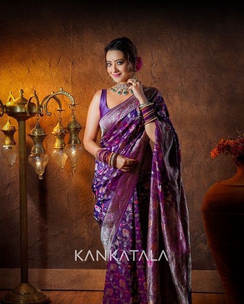 Purple Banarasi Saree Look, Banarasi Saree Look, Purple Banarasi Saree, Madalsa Sharma, Saree Ideas, The Color Purple, Indian Flowers, Indian Goddess, Festive Collection