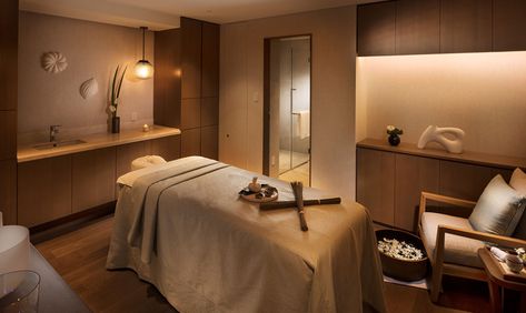 Spa Massage Room, Massage Room Design, Massage Room Decor, Spa Luxe, Esthetician Room Decor, Esthetics Room, Spa Room Decor, Spa Interior Design, Esthetician Room