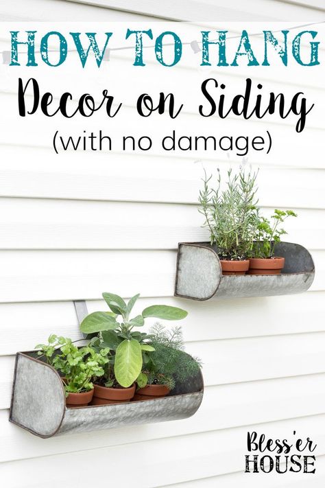 How to Hang Decor on Siding With No Damage | blesserhouse.com - Good tip for making outdoor siding look not so naked! Outdoor Siding, Affordable Apartment Decor, Vanity Makeover, Hang Decor, Affordable Apartments, Diy Posts, How To Hang, Vinyl Siding, Farmhouse Style House