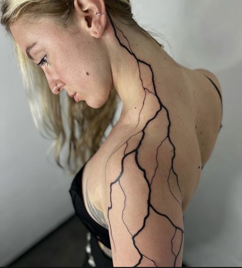 Blitz Tattoo, Arm Tattoos Drawing, Lightning Tattoo, Paris Tattoo, Scar Tattoo, Full Arm Tattoos, 4 Tattoo, Back Tattoo Women, Arm Tattoos For Women