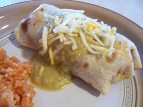 Chi Chi's Chimichanga Recipe, Chimichanga Beef, Chimichanga Recipe, Chi Chi's, Bruschetta Ingredients, Top Chicken Recipes, Mexican Dinner, Fast Easy Meals, Homemade Taco Seasoning