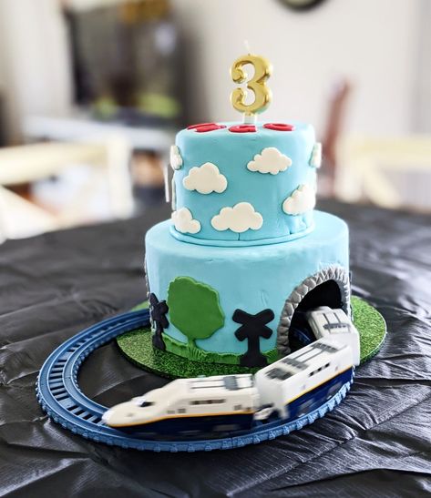 A train themed birthday cake with a tunnel through the base. Base is styrofoam, top is chocolate mud cake. Surprisingly not that hard to make! Train Cake With Tunnel, Tunnel Train Cake, Moving Train Cake Ideas, Train Cakes For Boys, Train Theme Cake, Train Birthday Party Cake, Chocolat Cake, Train Birthday Cake, Mcqueen Cake