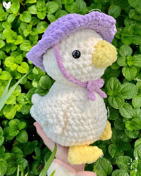 Amigurumi Duck Free Pattern - Amigurumi Crochet Toys Free Patterns, Crochet Toys Free, Easy Crochet Animals, Mode Crochet, صفحات التلوين, Pola Amigurumi, Crochet Cow, Crochet Animals Free Patterns, Crochet Business